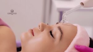 What is a cosmetologist's typical work schedule?